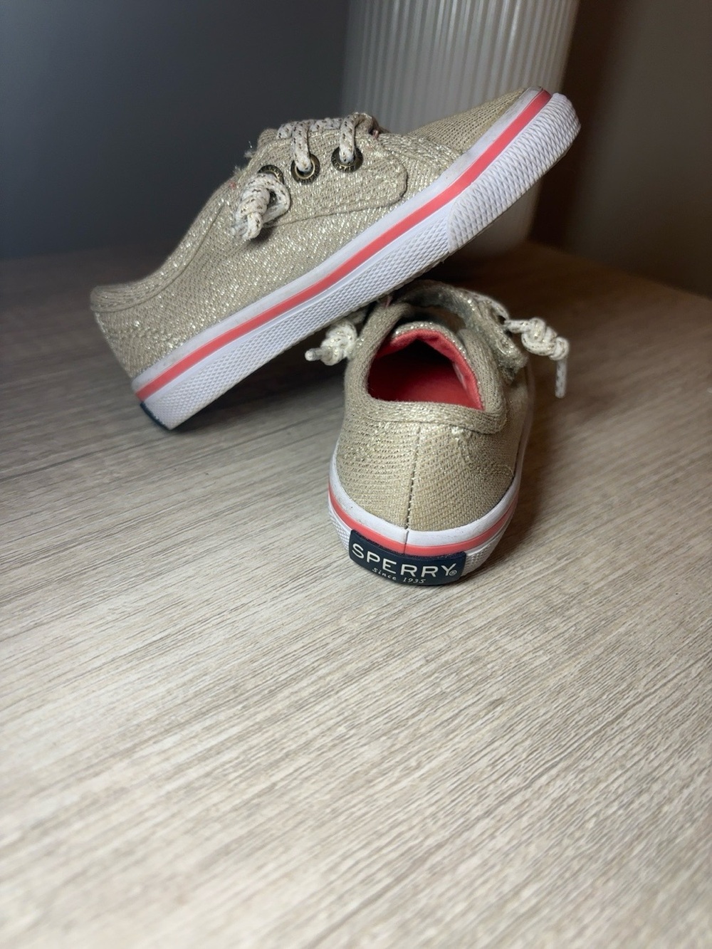 Sperry Toddler Girls Glitter Canvas Sneakers Gold Champagne Size 5.5M - Picture 3 of 5